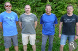 Die vier Mannen der Mannschaft Raning
Dorf konnten den Sieg erreichen.